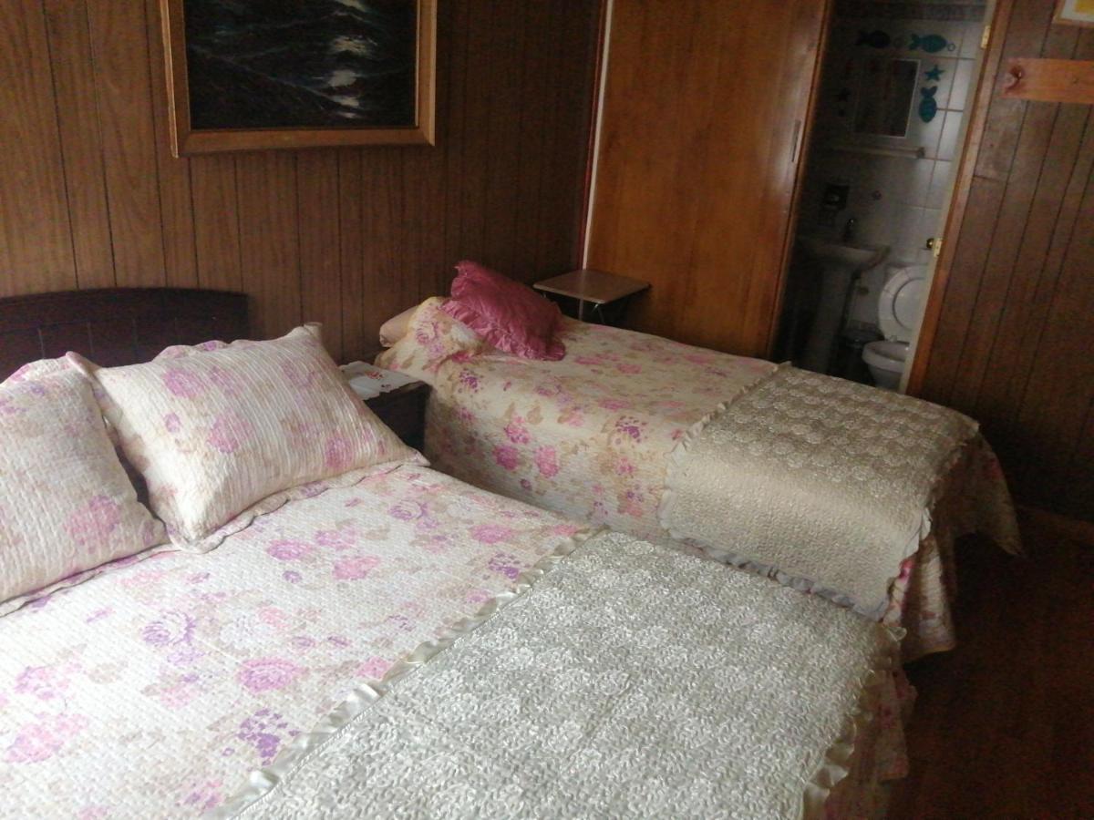 Alojamiento Familiar Rey Bed & Breakfast ปุนตาอาเรนาส ภายนอก รูปภาพ