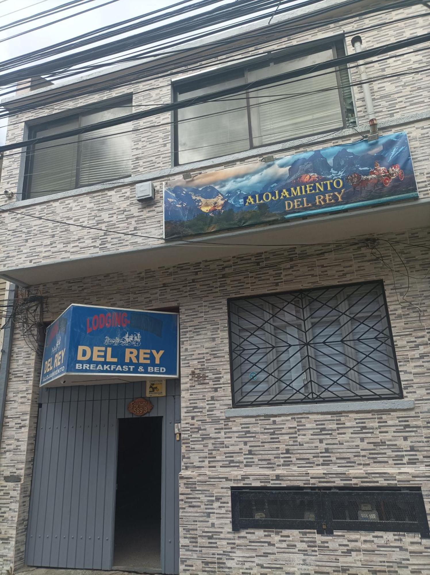 Alojamiento Familiar Rey Bed & Breakfast ปุนตาอาเรนาส ภายนอก รูปภาพ