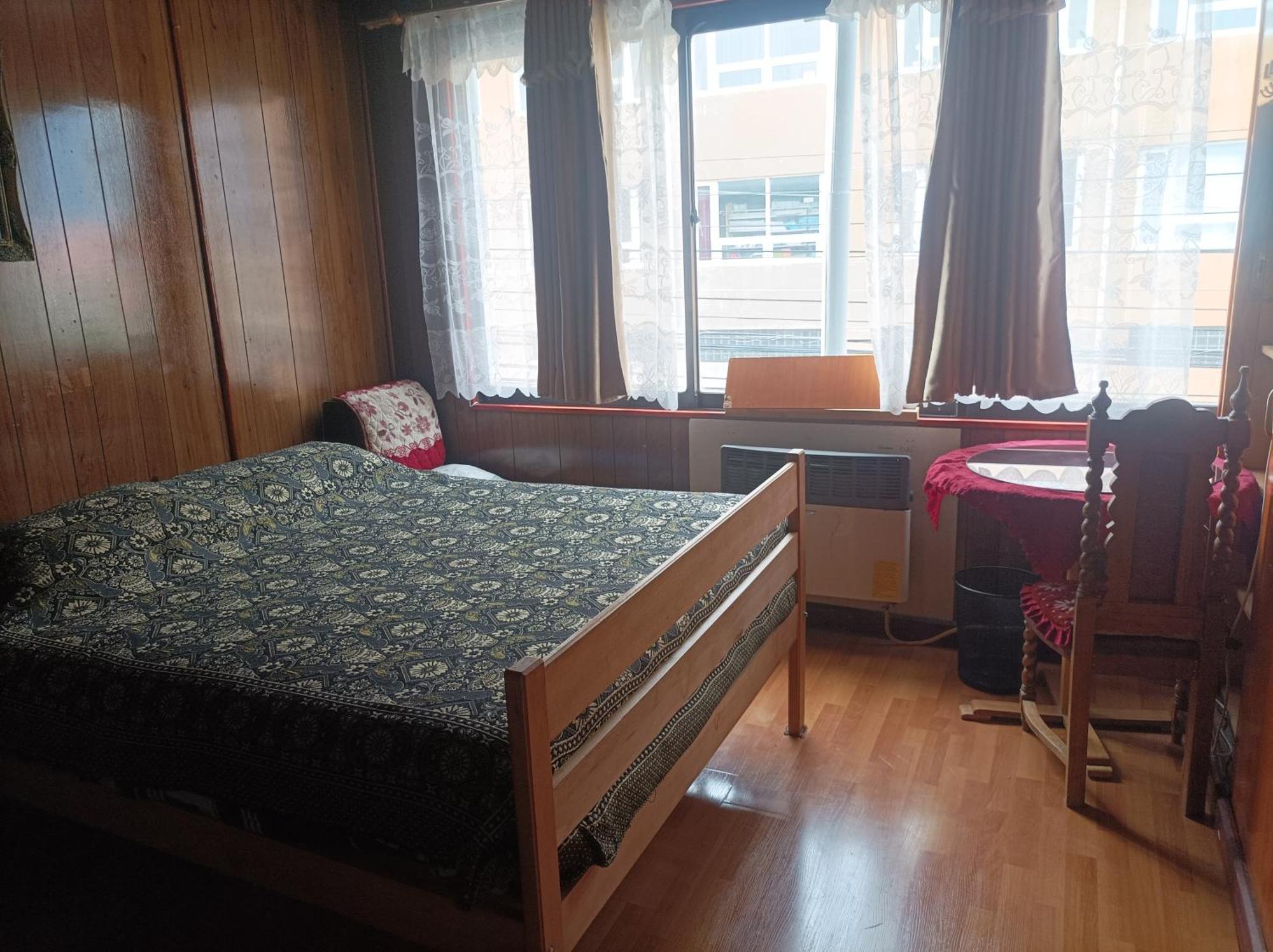 Alojamiento Familiar Rey Bed & Breakfast ปุนตาอาเรนาส ภายนอก รูปภาพ