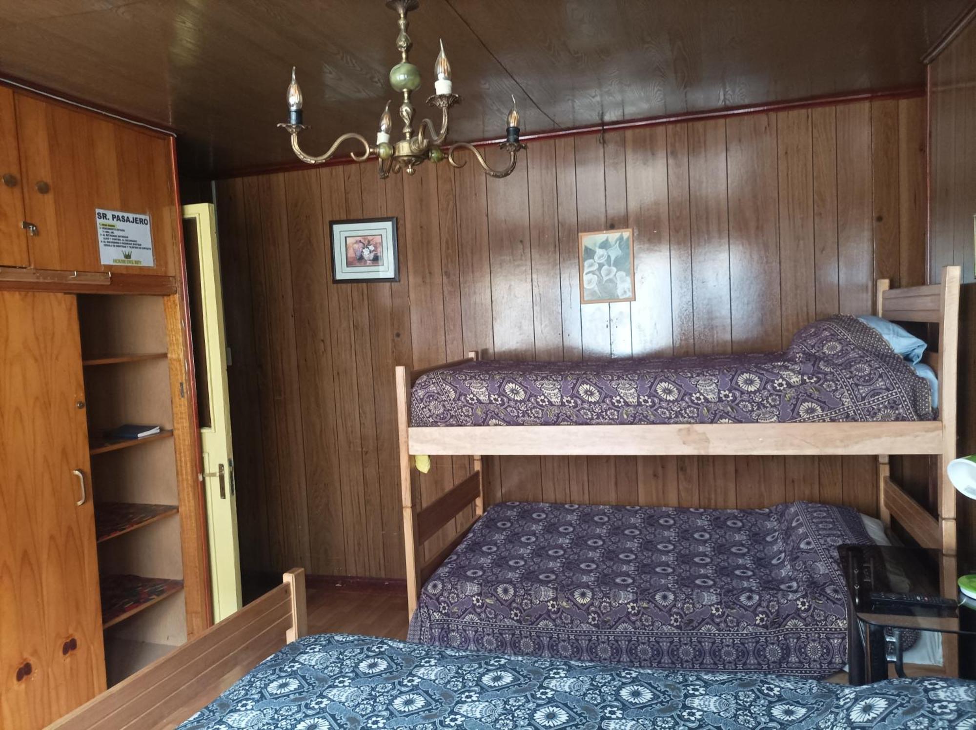 Alojamiento Familiar Rey Bed & Breakfast ปุนตาอาเรนาส ภายนอก รูปภาพ