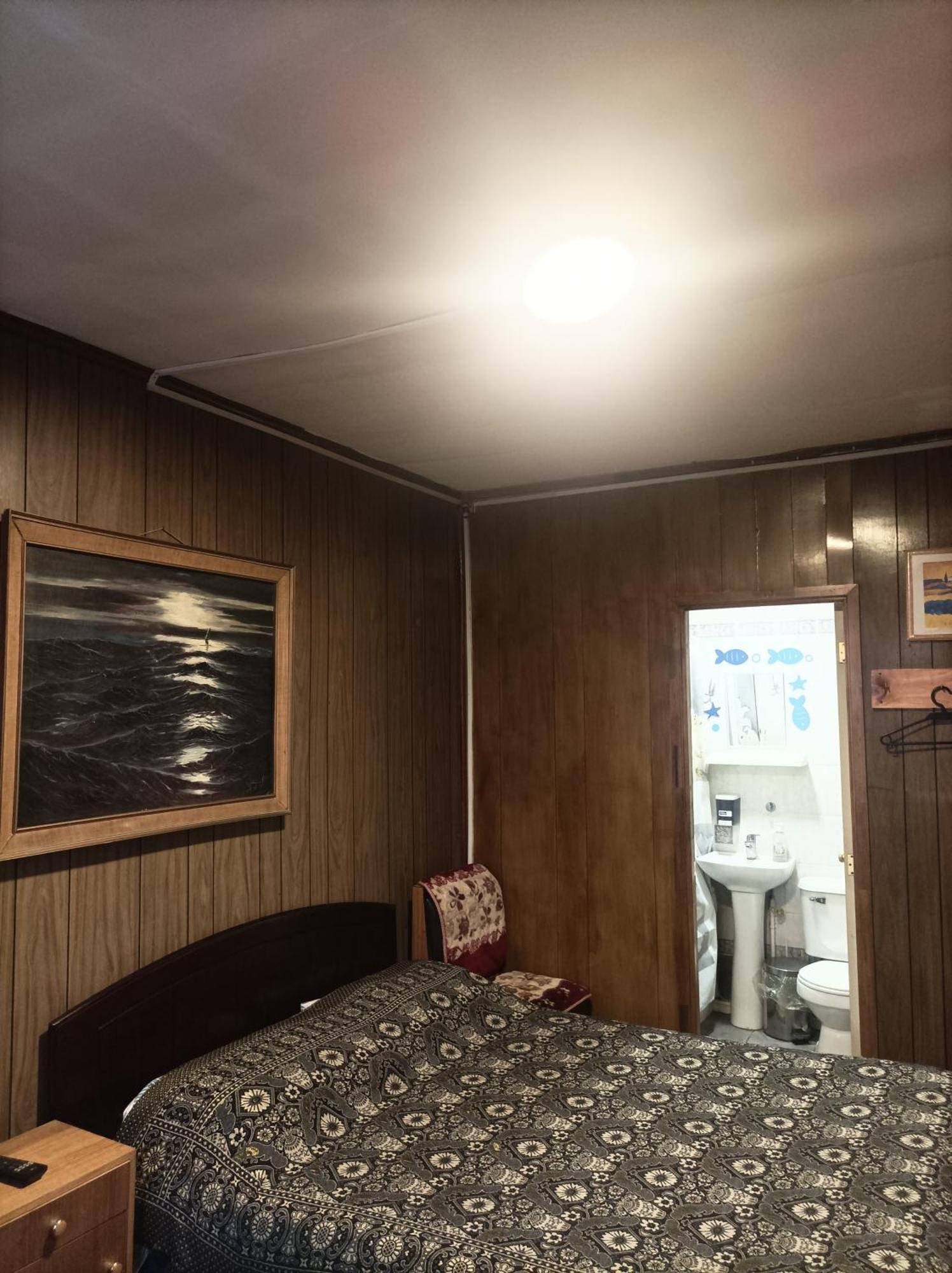 Alojamiento Familiar Rey Bed & Breakfast ปุนตาอาเรนาส ภายนอก รูปภาพ